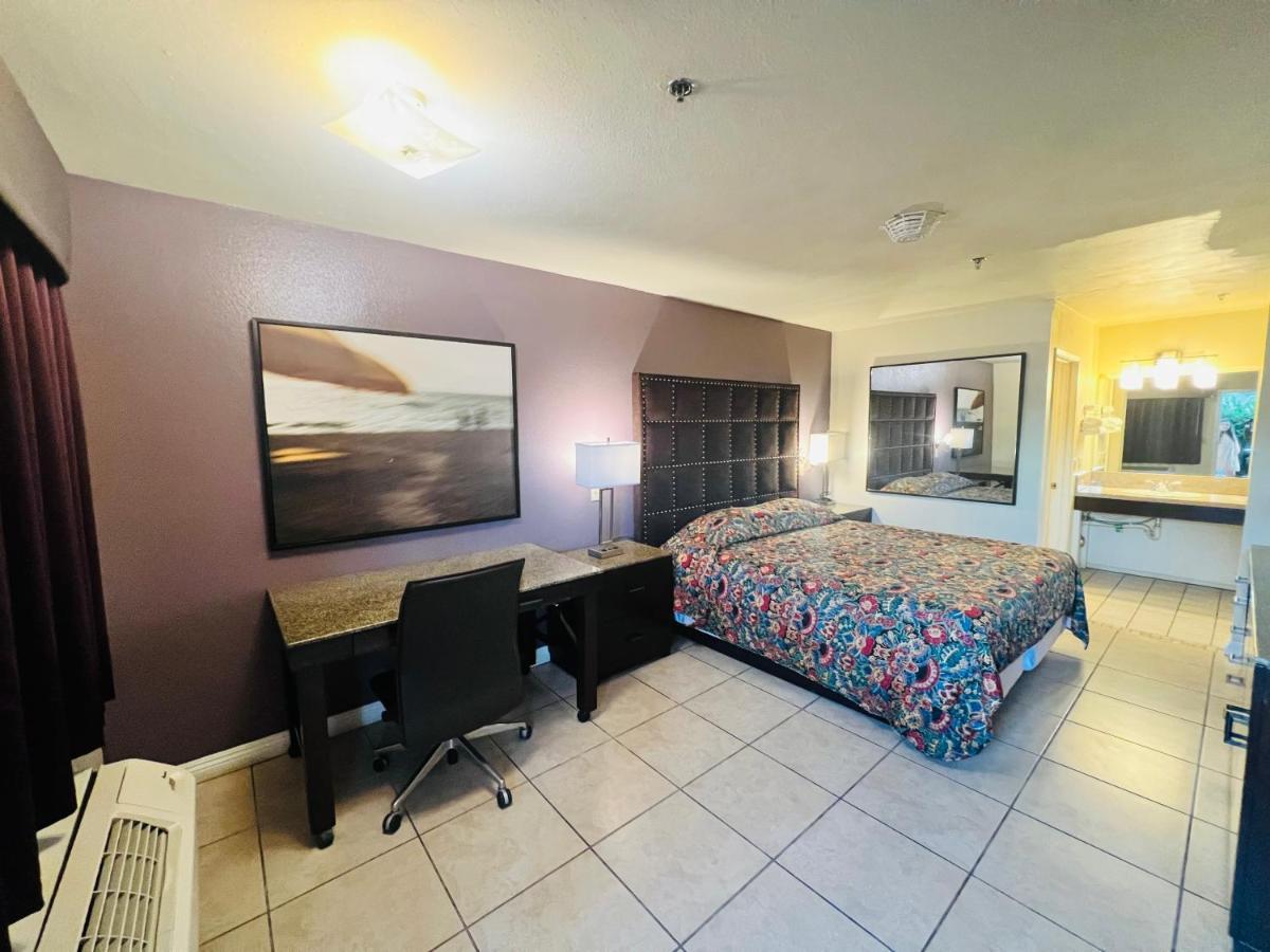 Casa Blanca Express & Suites Cypress Buena Park - Anaheim Area Екстер'єр фото